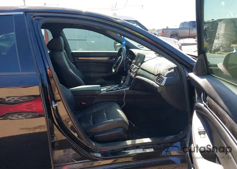 2020 Honda Accord Sport z USA, uszkodzony, nr VIN 1HGCV1F37LA137586